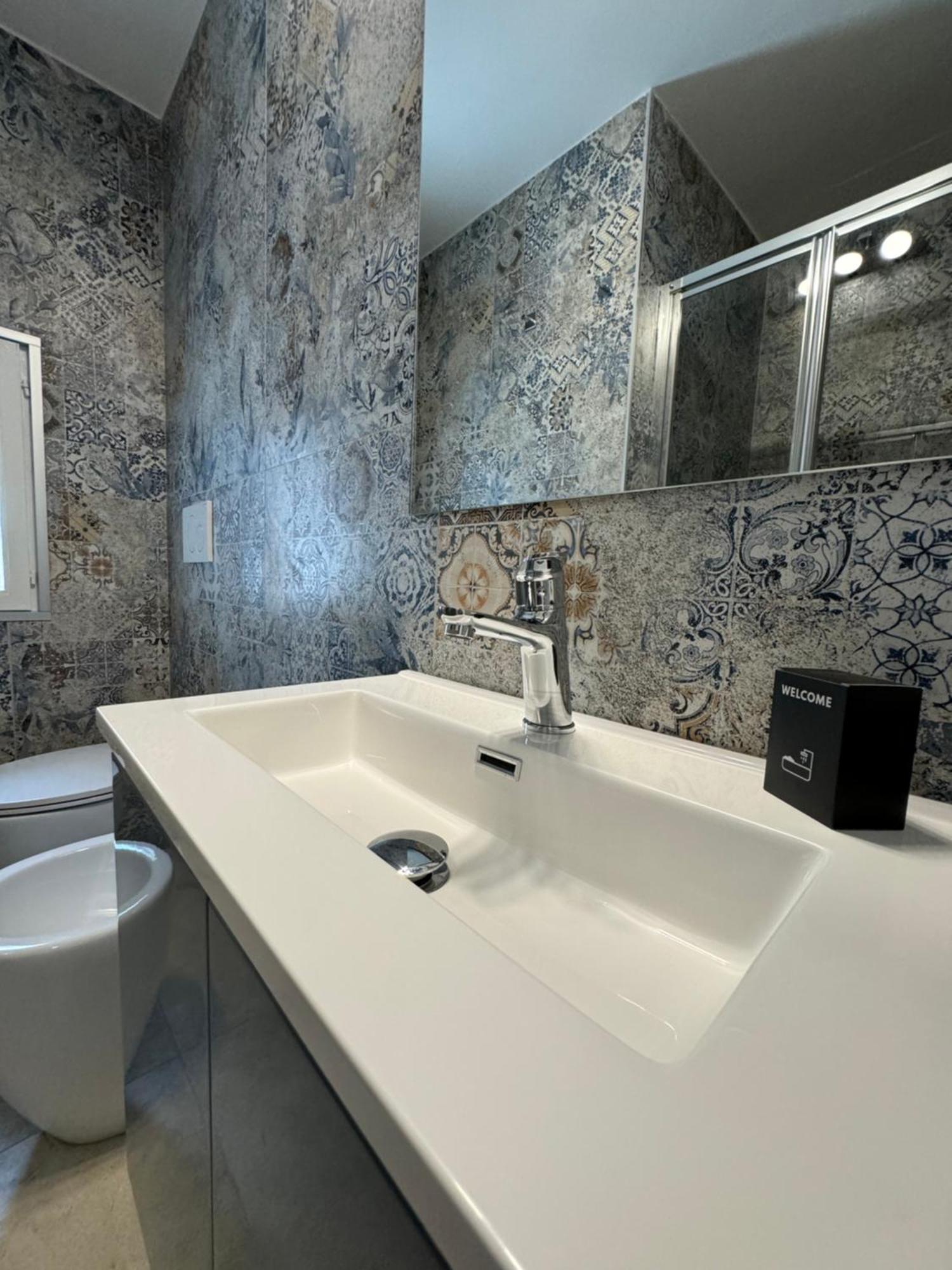 Edo House Anzio - Beachfront - Fronte Mare - Affittacamere 외부 사진