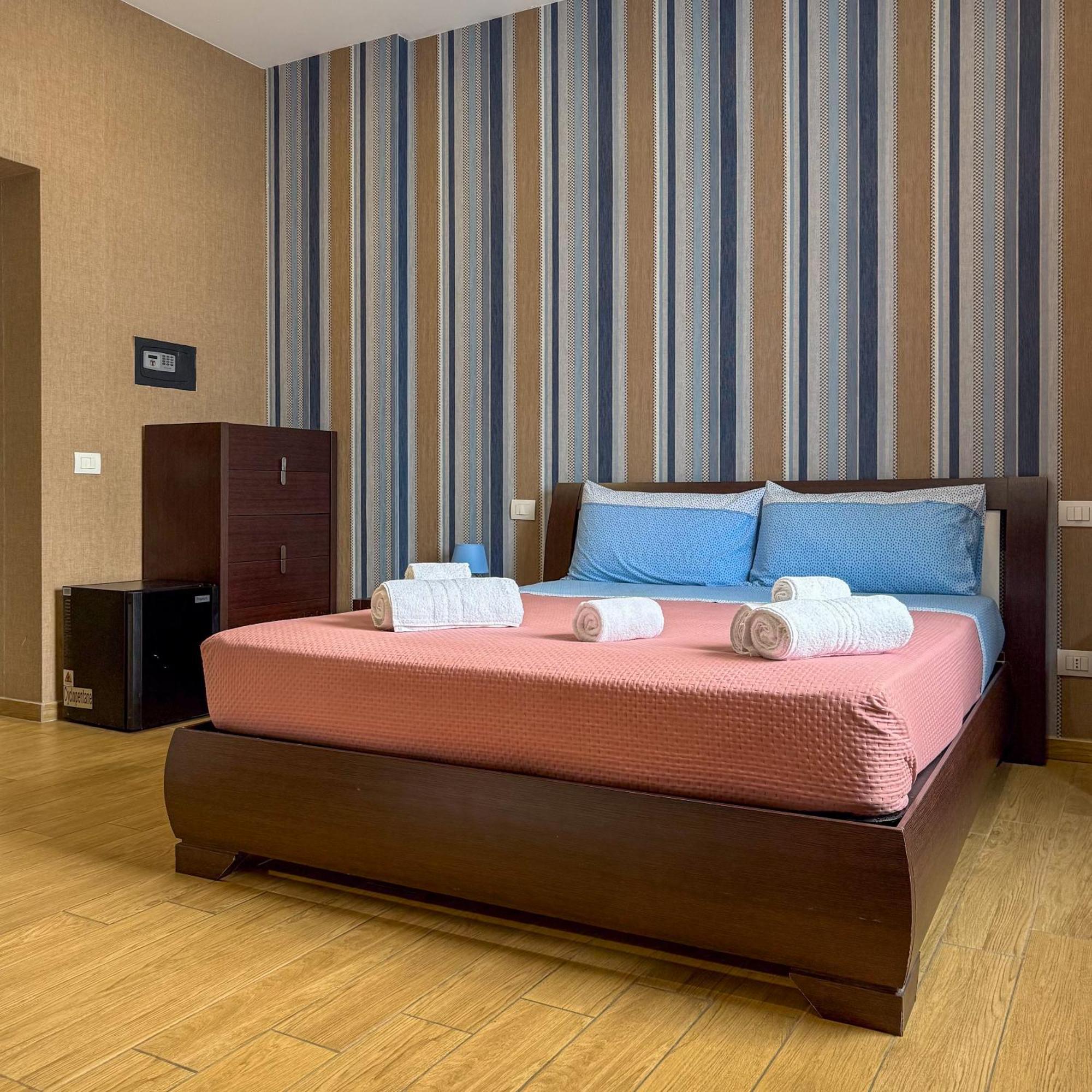Edo House Anzio - Beachfront - Fronte Mare - Affittacamere 외부 사진