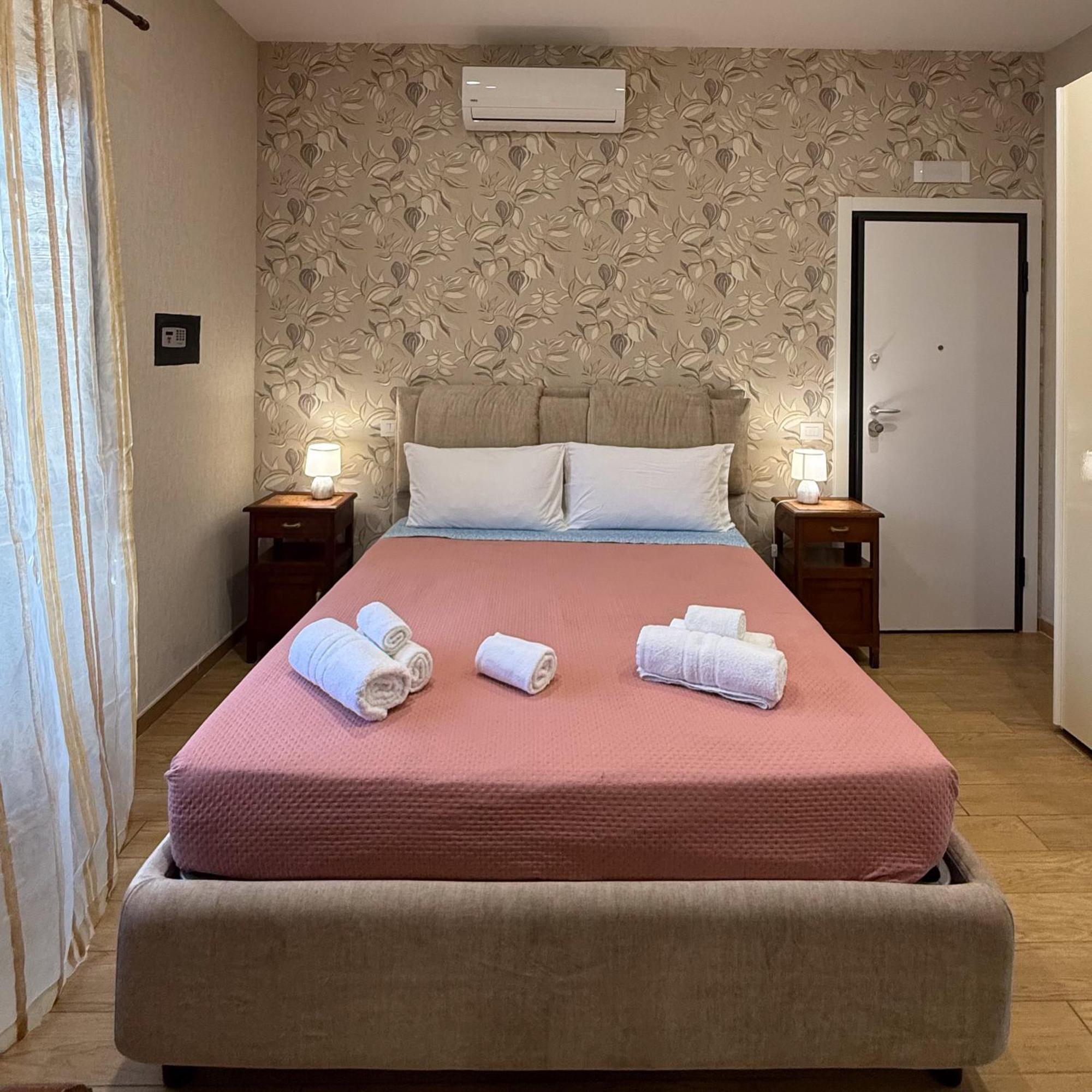 Edo House Anzio - Beachfront - Fronte Mare - Affittacamere 외부 사진
