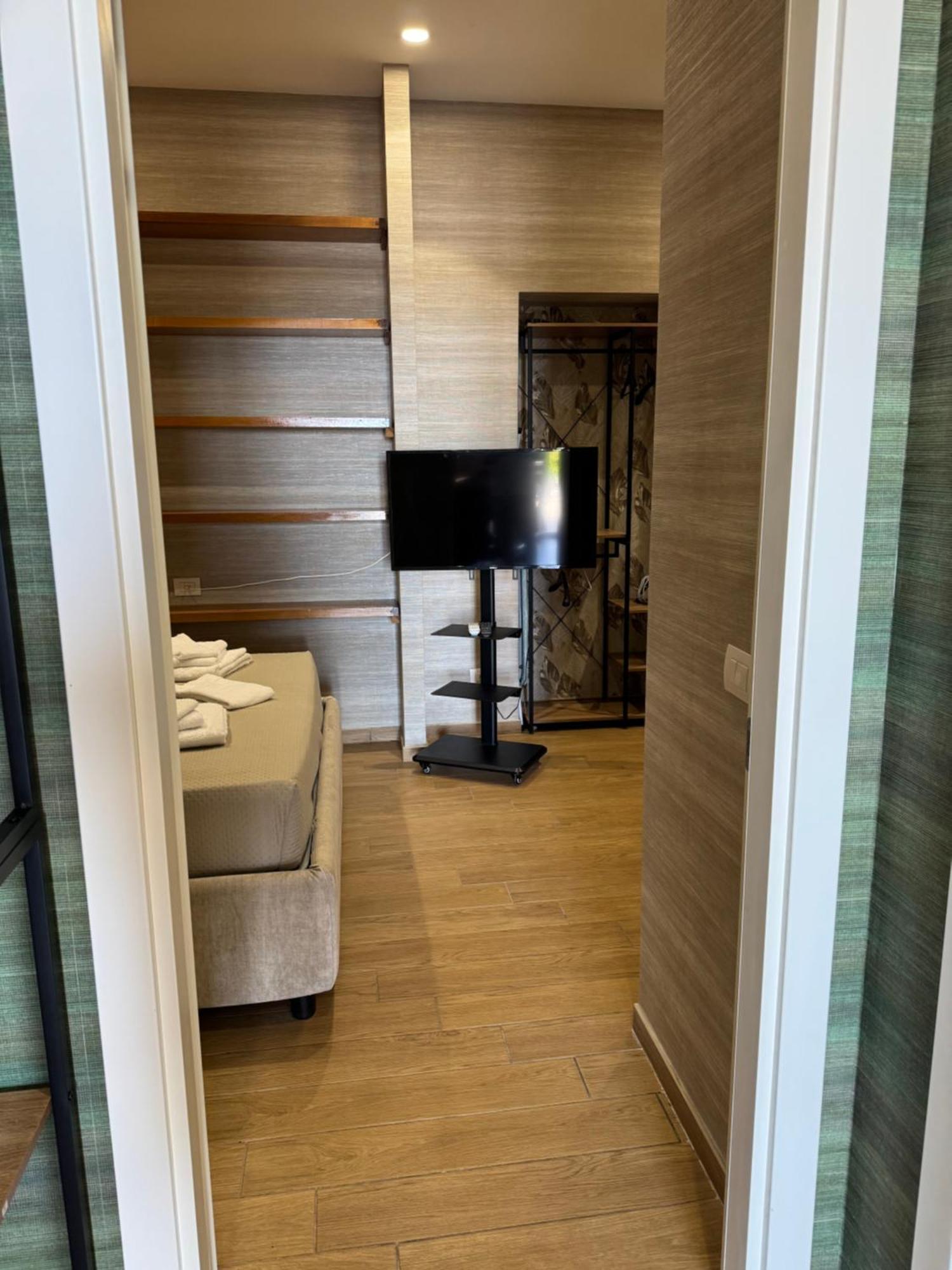 Edo House Anzio - Beachfront - Fronte Mare - Affittacamere 외부 사진