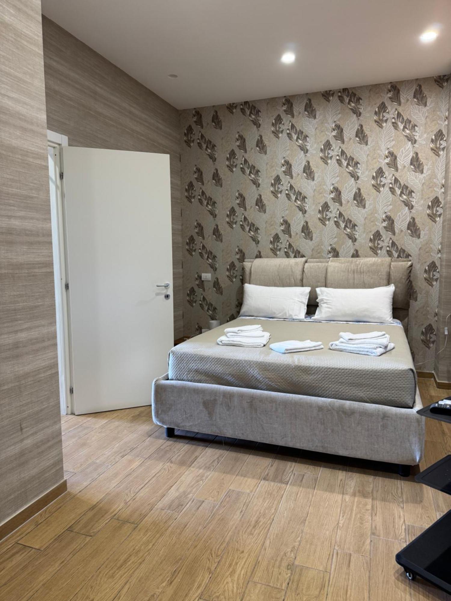 Edo House Anzio - Beachfront - Fronte Mare - Affittacamere 외부 사진